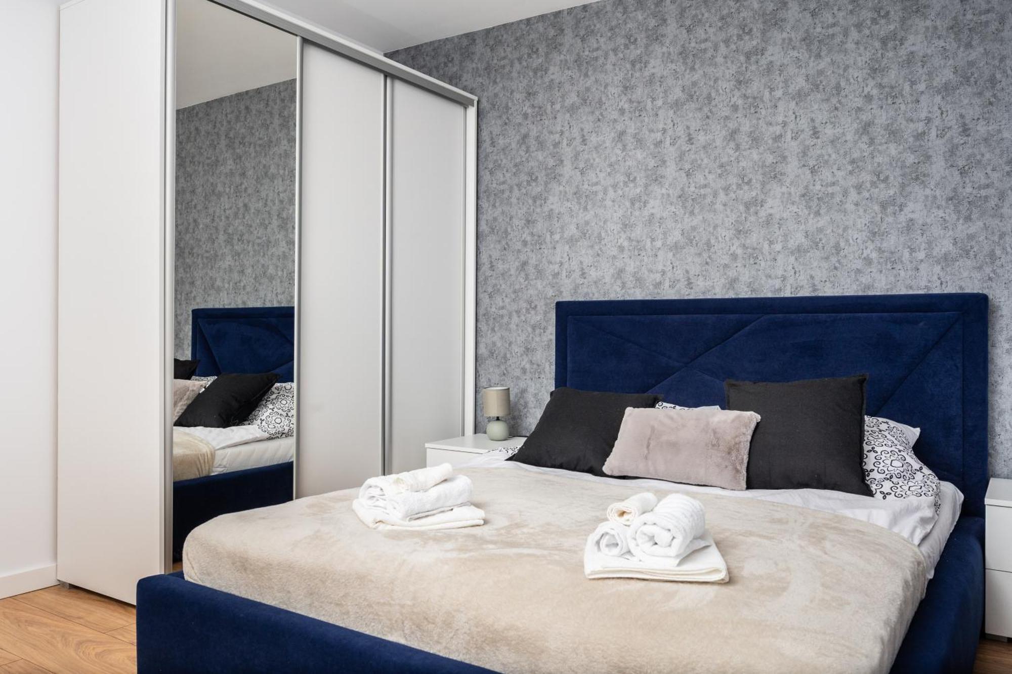 Capital Apartments Krakow Luaran gambar